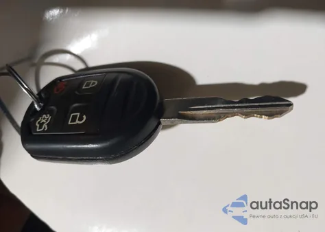 2012 Ford Mustang V6 z USA, uszkodzony, nr VIN 1ZVBP8AMXC5258292